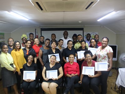 Presentation of certificates for training Quality Manager in practice Food (first group)
